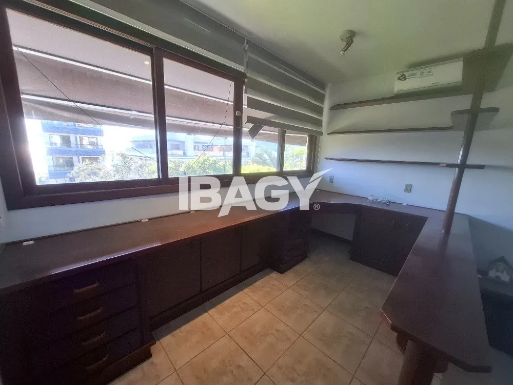 Furnished house with 5 bedrooms, 2 suites and 2 parking — photo 21