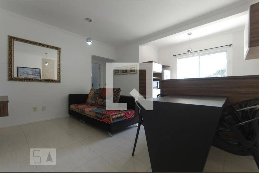 2-bedroom apartment with a mountain view in Florianópolis