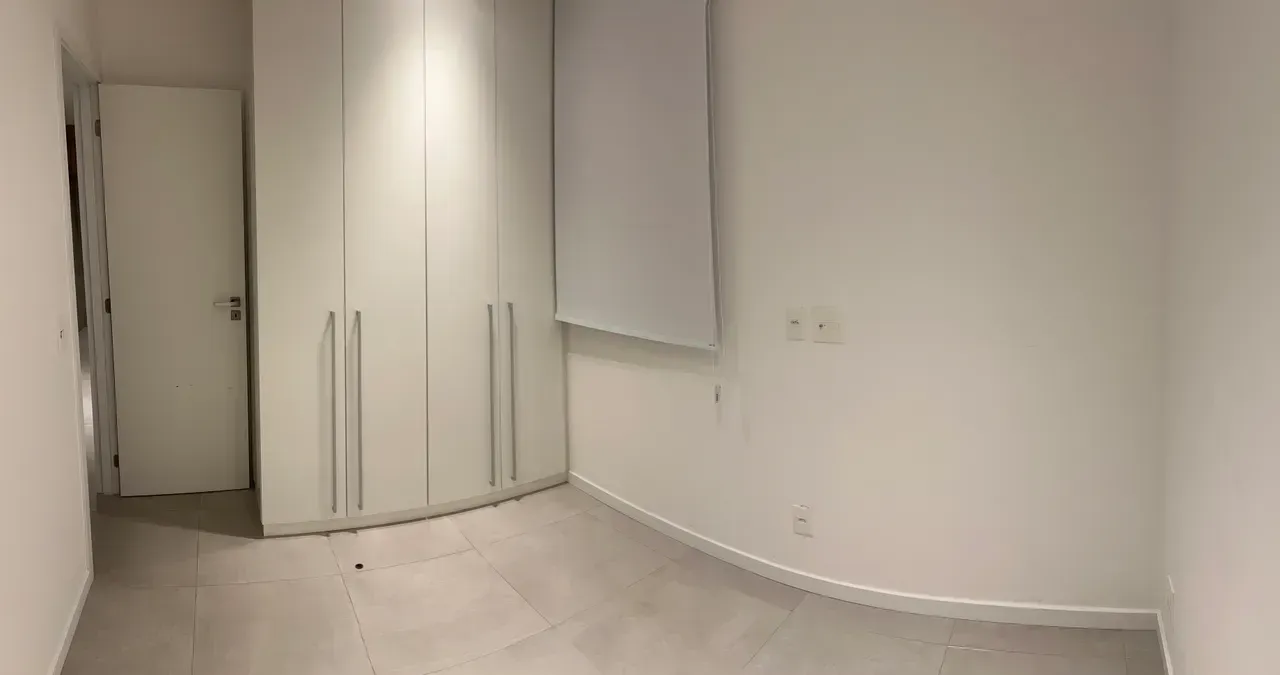 Unfurnished apartment with 1 bedroom and 1 bathroom — photo 3