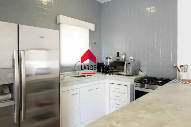 Furnished 1-bedroom apartment with 2 bathrooms and balcony — photo 4