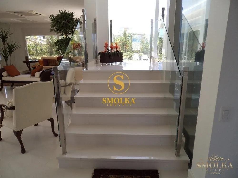 Casa amueblada de 787 m² con 5 suites y 6 plazas — photo 81