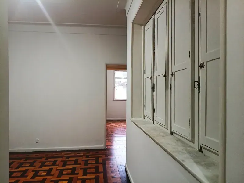 72 m² rental apartment with 2 bedrooms and glass balcony — photo 16