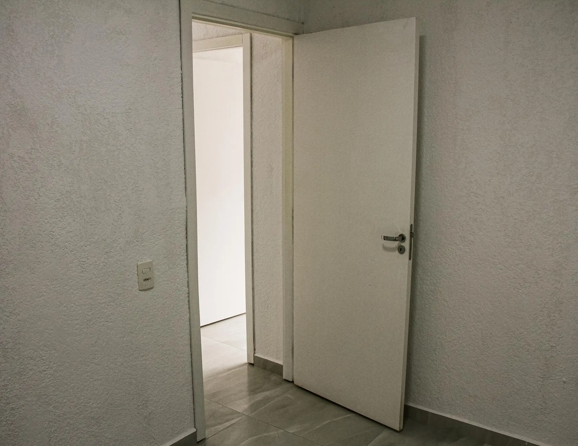 Apartamento para alugar com 2 quartos e cozinha compacta — photo 14