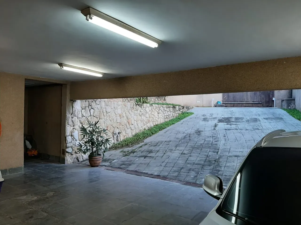 Casa mobiliada de 930 m² com 4 suítes e 8 banheiros — photo 42