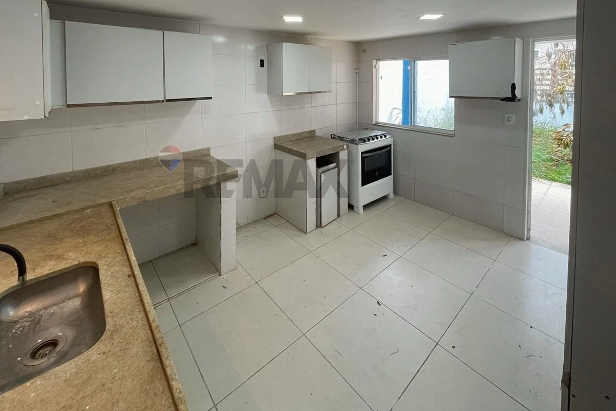 Гардеробна та 4 спальні: будинок 166 м² — photo 17