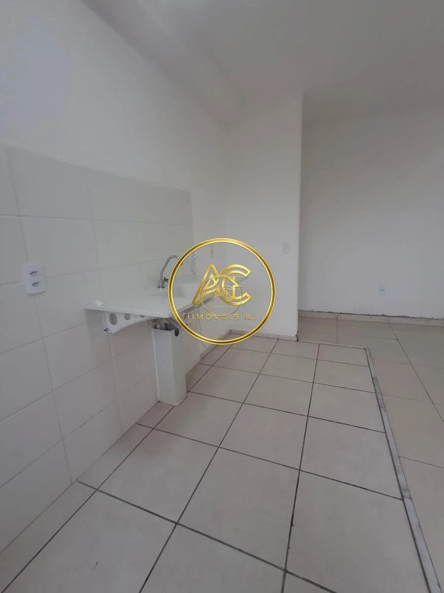 2-bedroom apartment in a building with a pool — photo 18