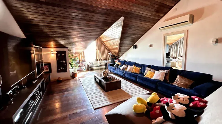 Furnished house with 6 en-suite bedrooms and 10 bathrooms — photo 22