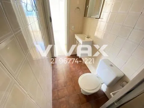 Apartment, 64 m², with wood or laminate floors — photo 15