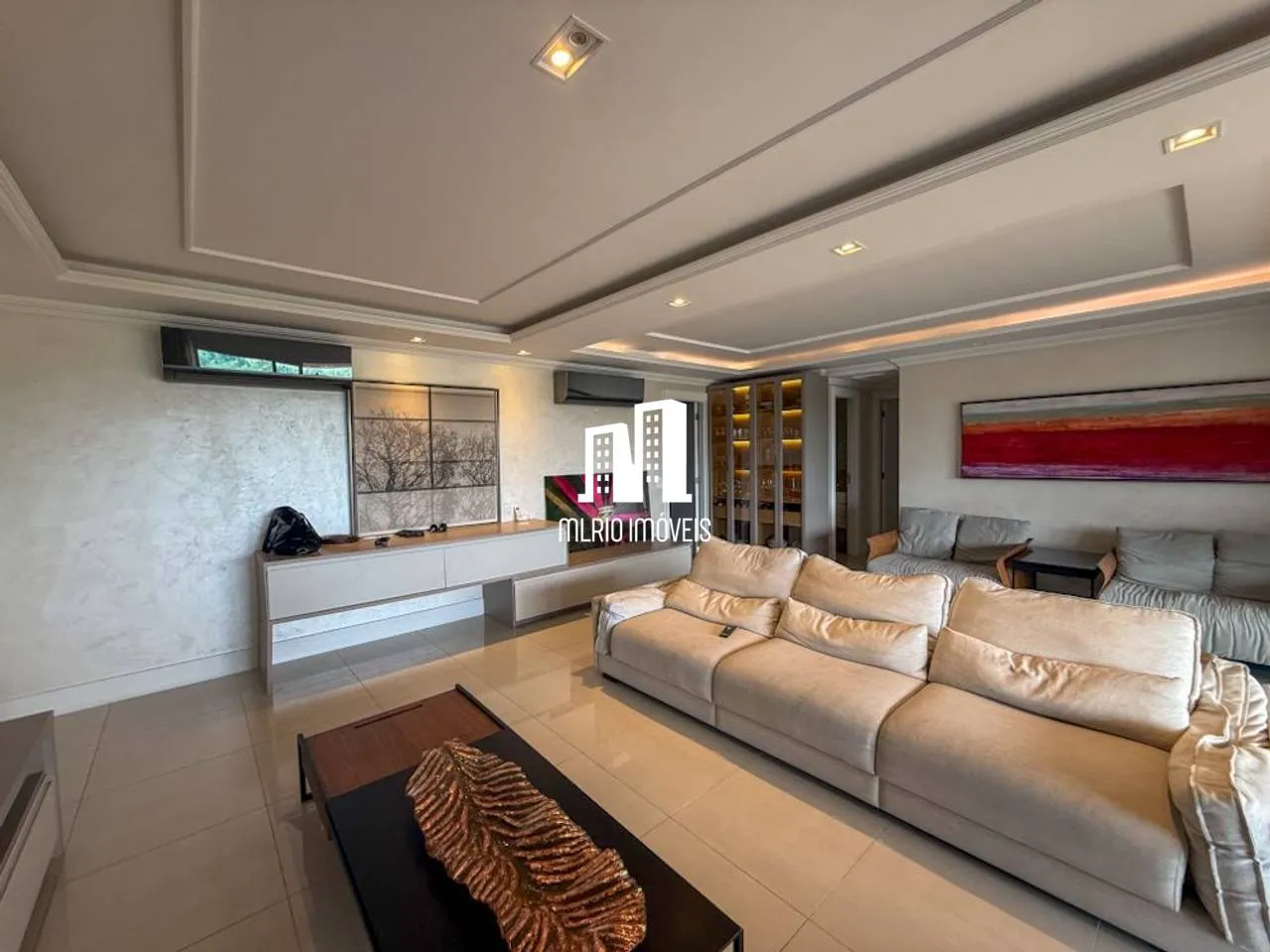 Furnished apartment, 192 m², with a water view — photo 6