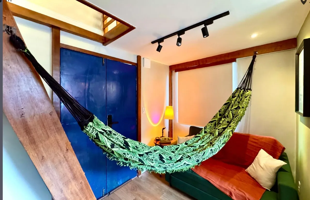 Furnished apartment, 25 m², with wood or laminate floors — photo 9