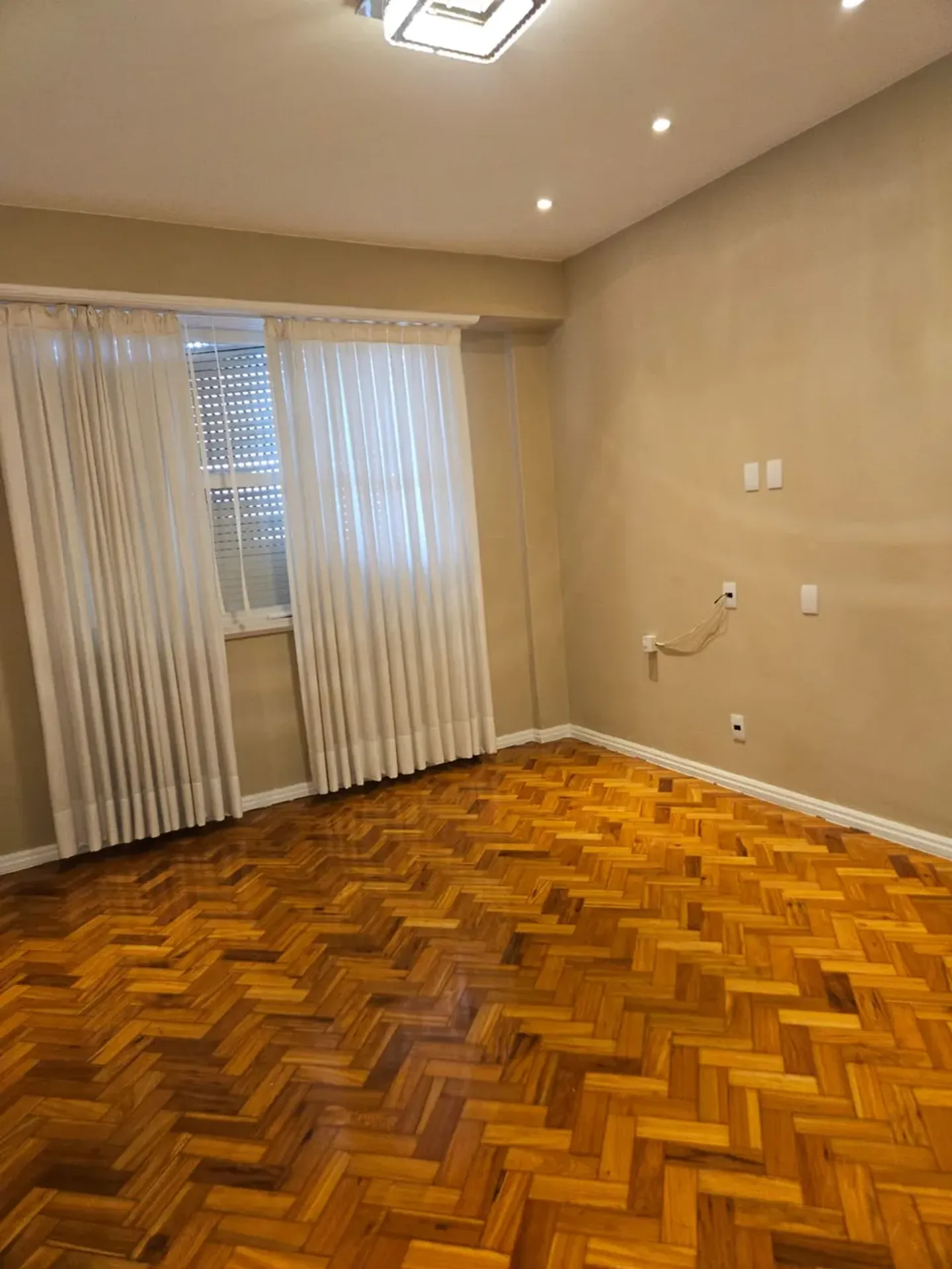 Apartamento, 200 m², com varanda envidraçada — photo 39