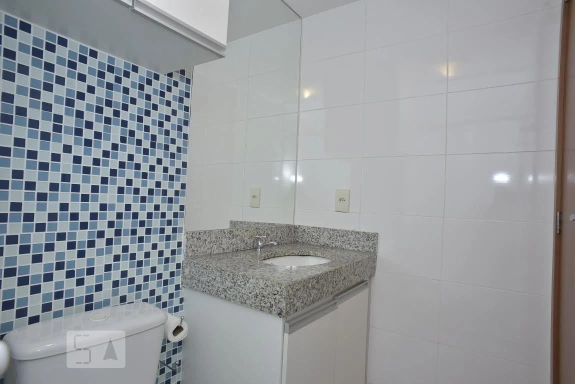 2-bedroom apartment with a mountain view — photo 33