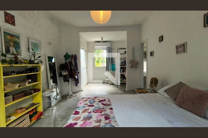 Furnished house, 270 m², with floor-to-ceiling windows — photo 7