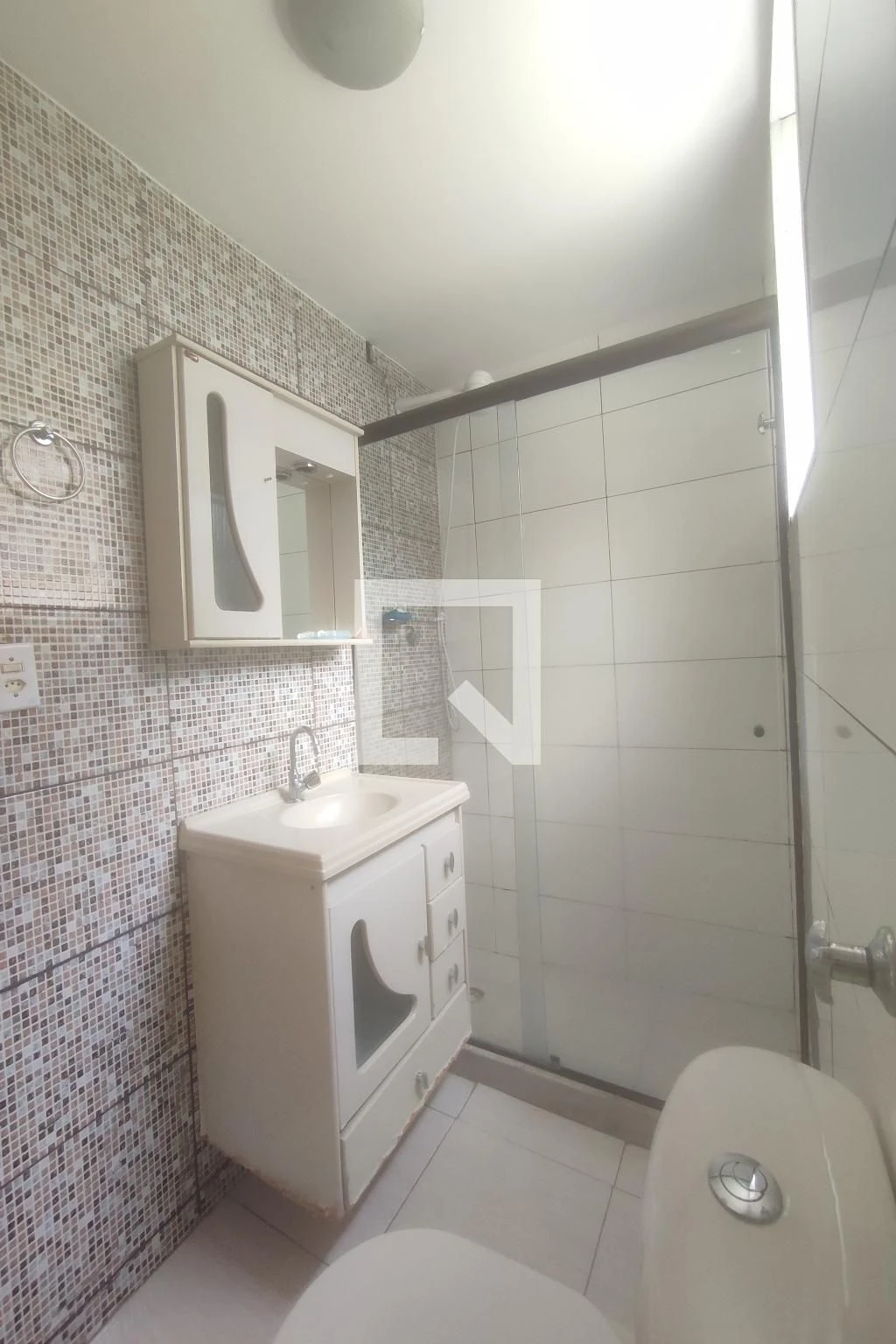 2-bedroom apartment with 1 bathroom and separate kitchen — photo 35