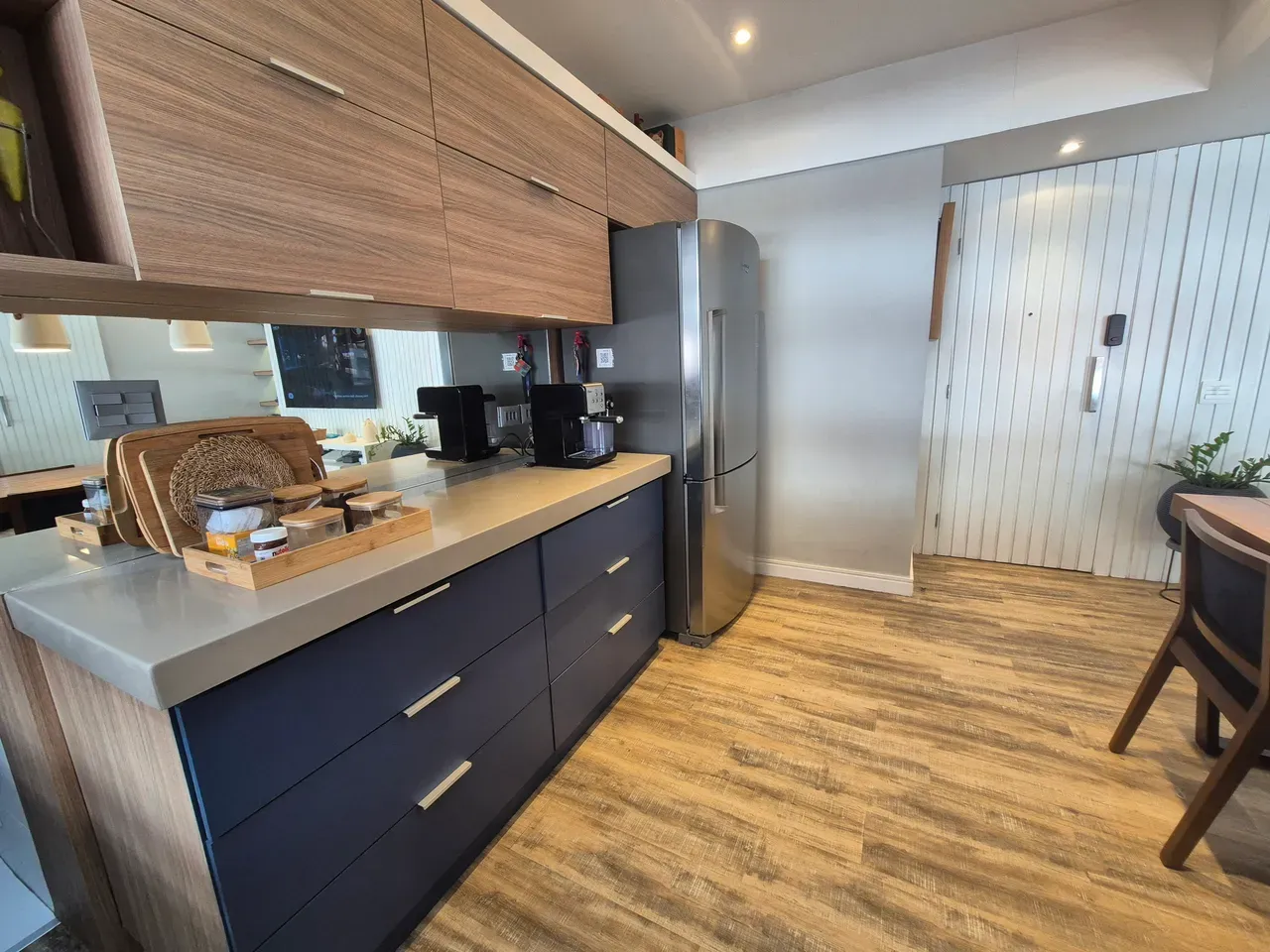 90 m² apartment with a home office and a washing machine — photo 13