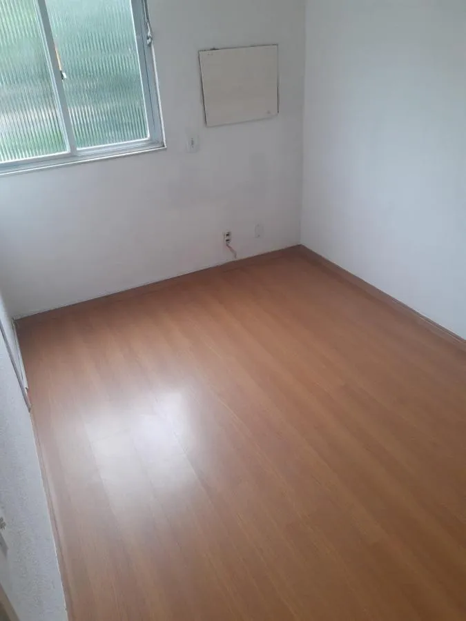 2-bedroom apartment with enclosed kitchen and 1 parking spot — photo 3
