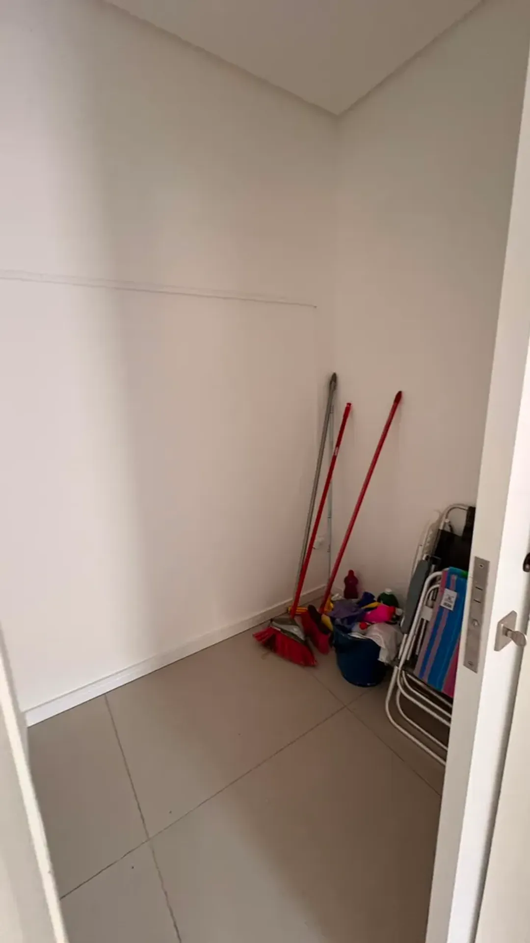 5-suite house with open-plan kitchen and 480 m² — photo 33