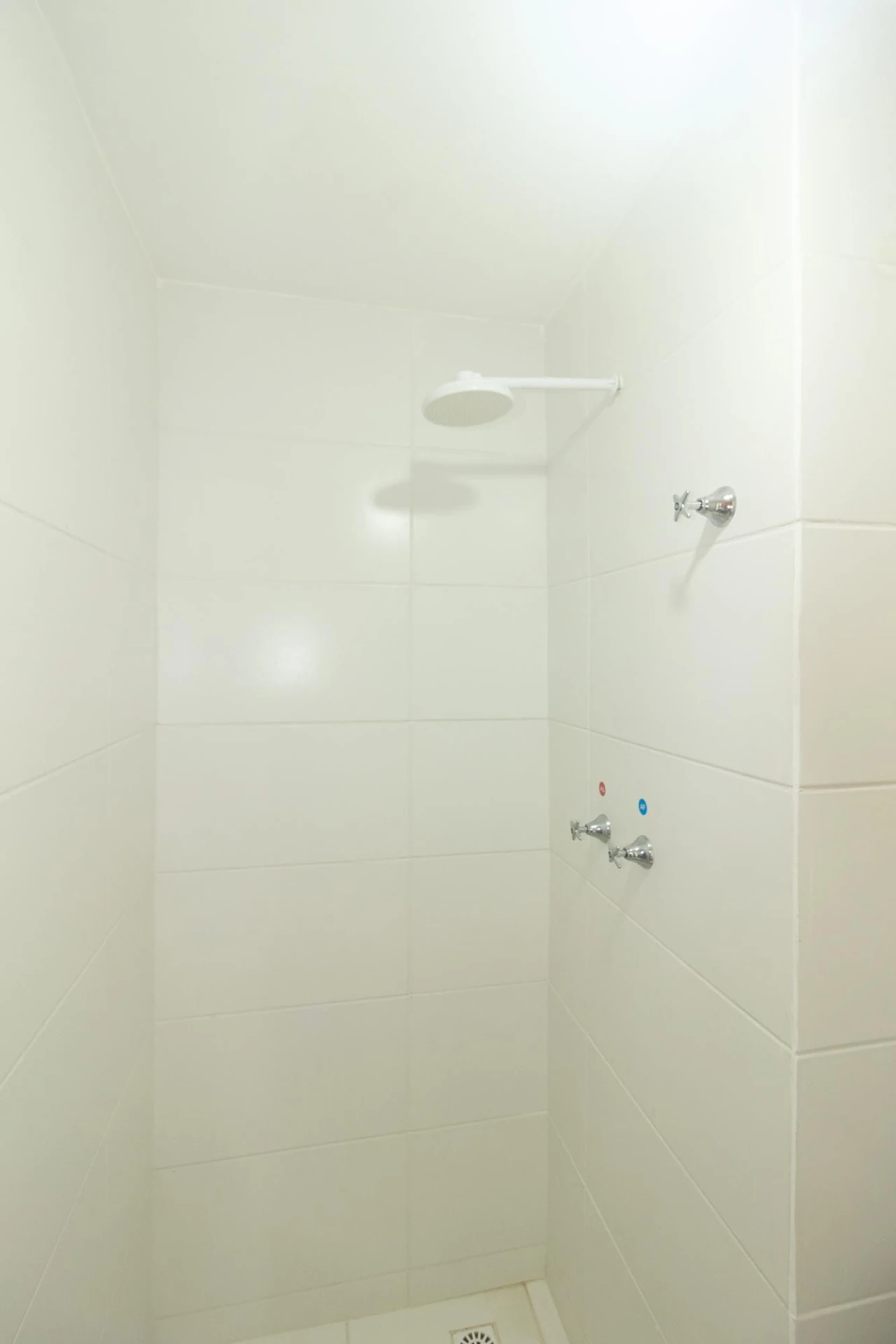 Apartamento mobiliado com 2 quartos e varanda — photo 2