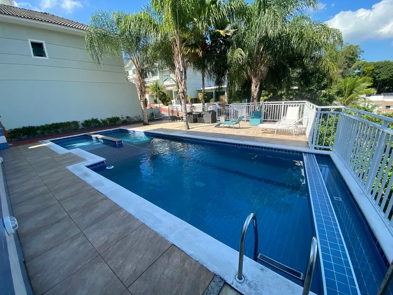House with 4 bedrooms, 5 bathrooms and 3 parking spots — photo 11