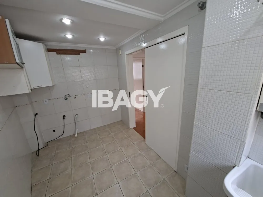 Apartamento sin amueblar con 1 dormitorio y vista a la ciudad — photo 4