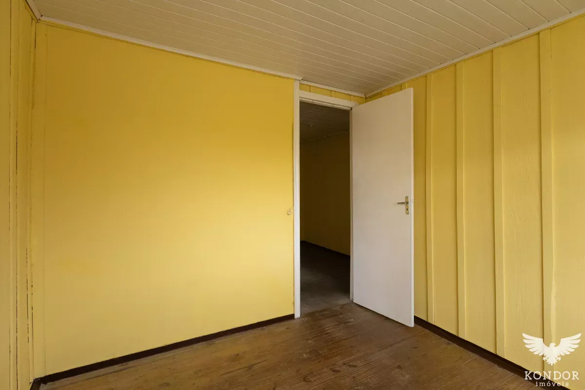 House, 80 m², with wood or laminate floors — photo 9