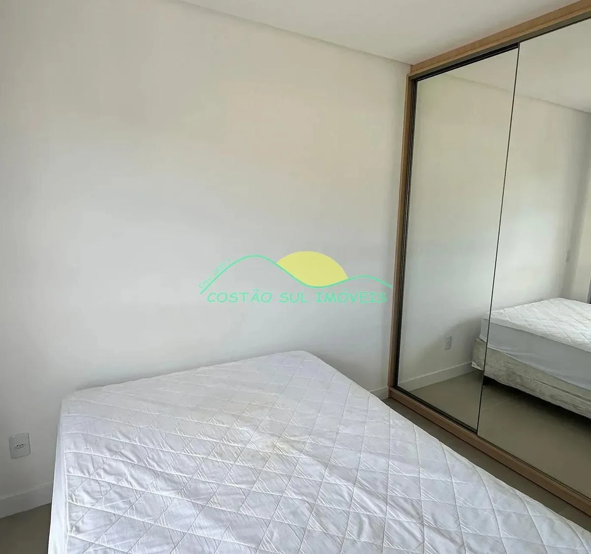 Furnished 55 m² apartment with open-plan kitchen — photo 12