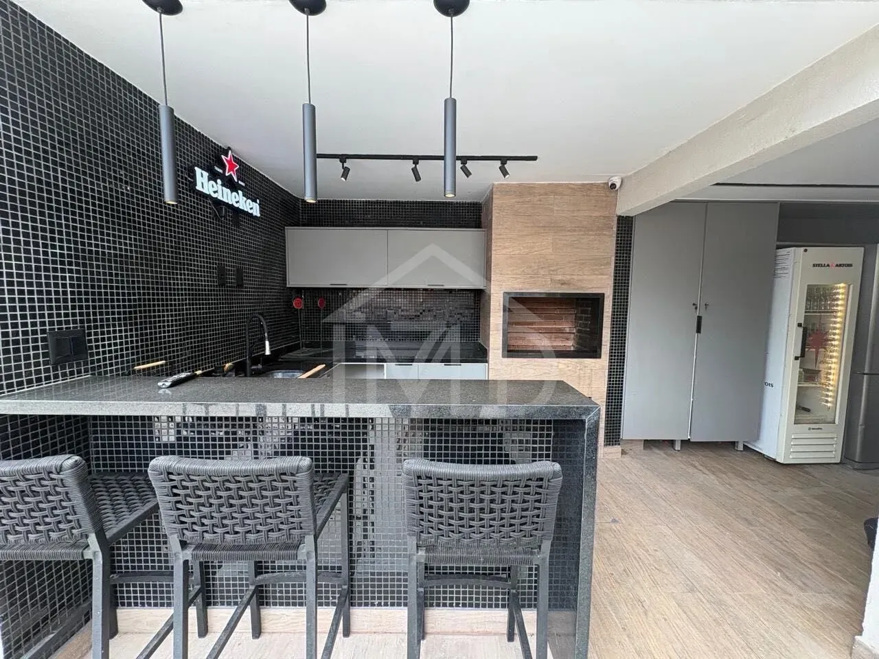 House with 3 suites, pool, 300 m² and 2 parking spots — photo 14