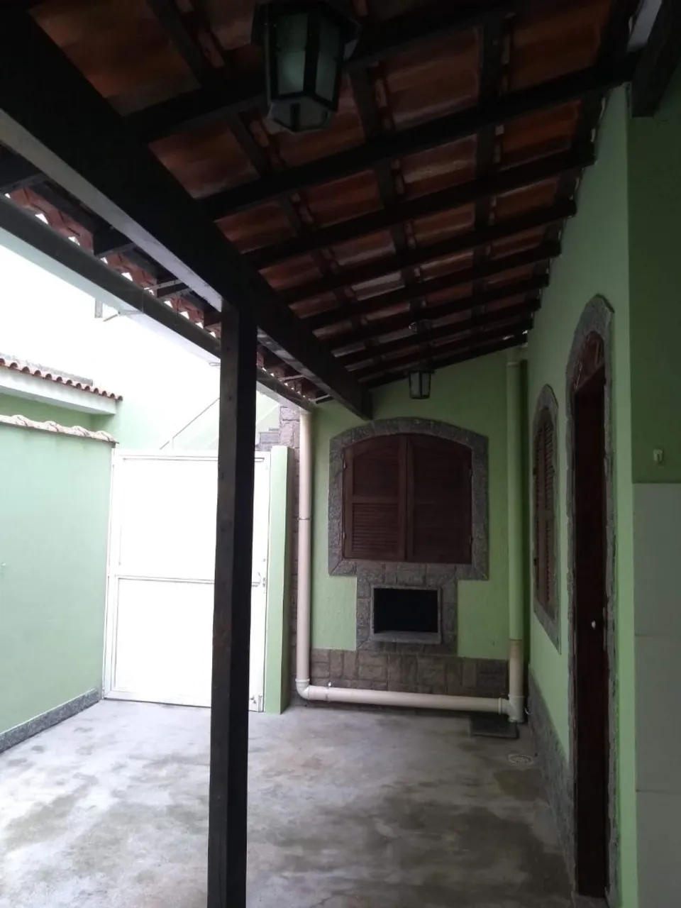2-bedroom house with a grill on the balcony — photo 13