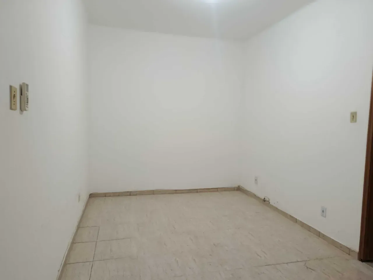 Apartamento de 3 quartos com cozinha separada e 85 m² — photo 13