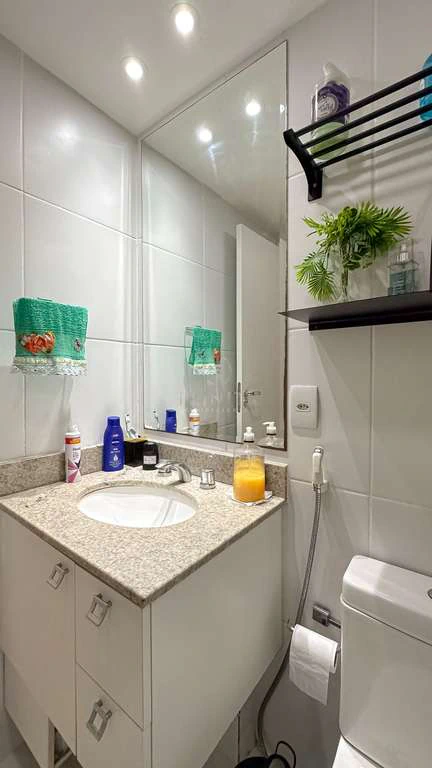 Furnished 2-bedroom apartment with en-suite and parking — photo 19