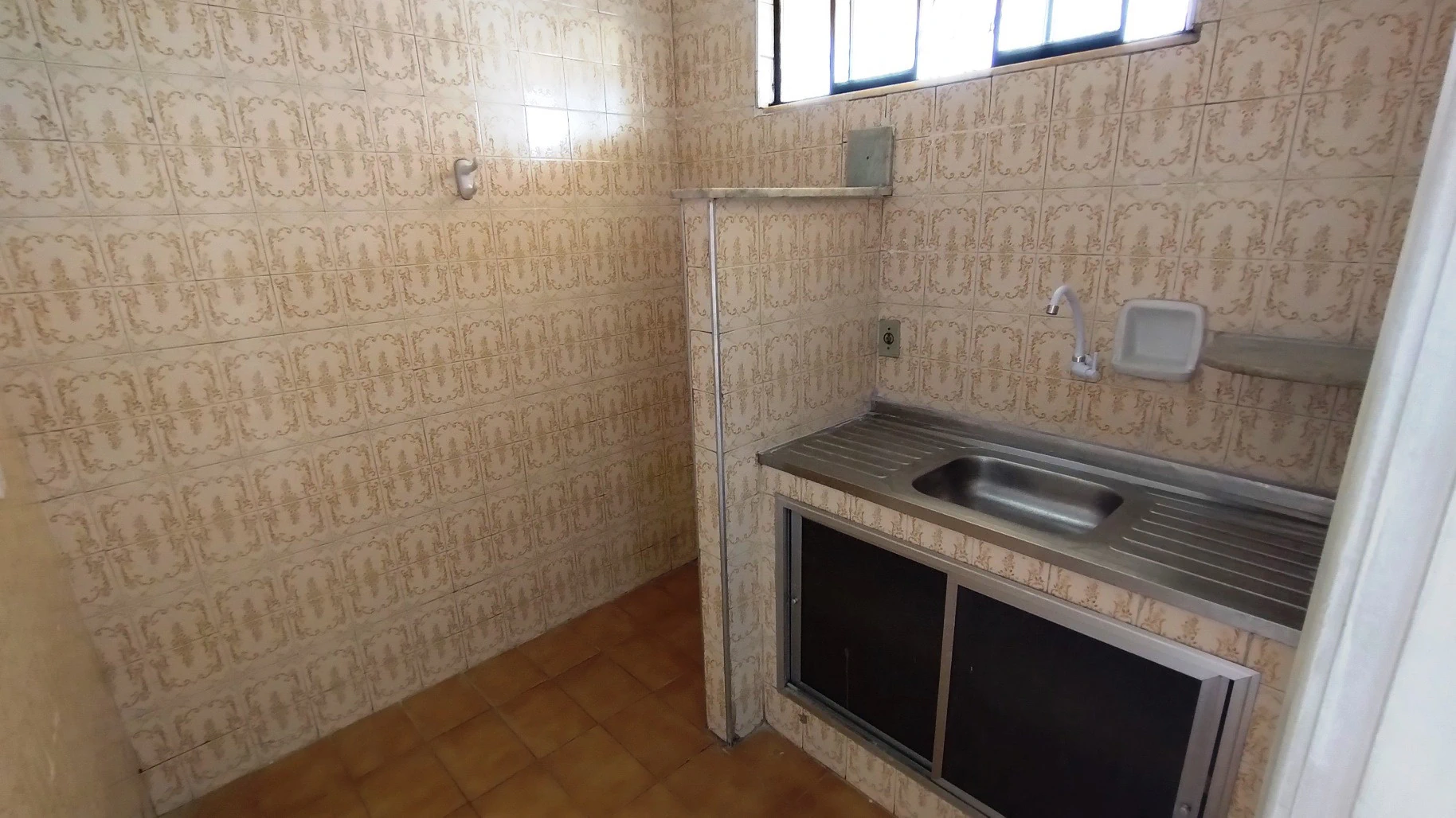 Немебльований будинок 50 м² з душем у склінні — photo 2