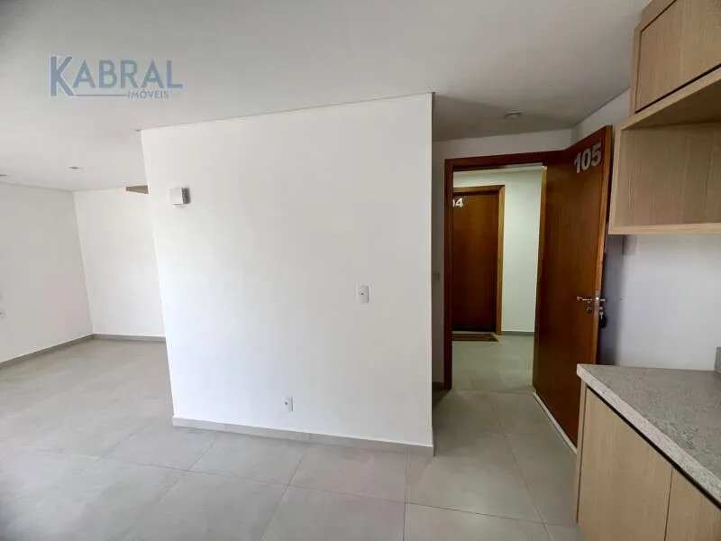 30 m² studio with balcony sink and built-in grill — photo 5