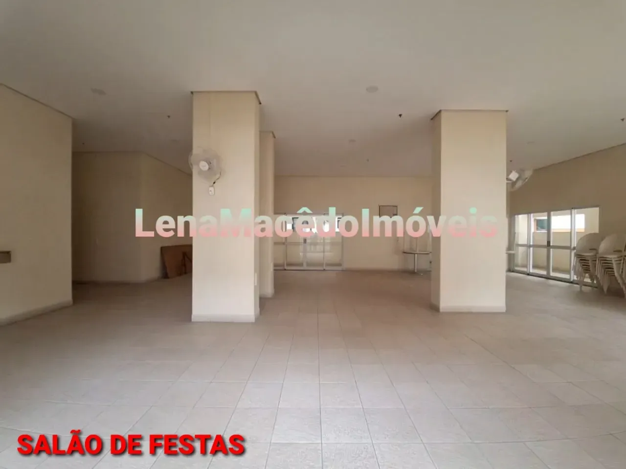 70 m² apartment with 2 bedrooms and a balcony — photo 35