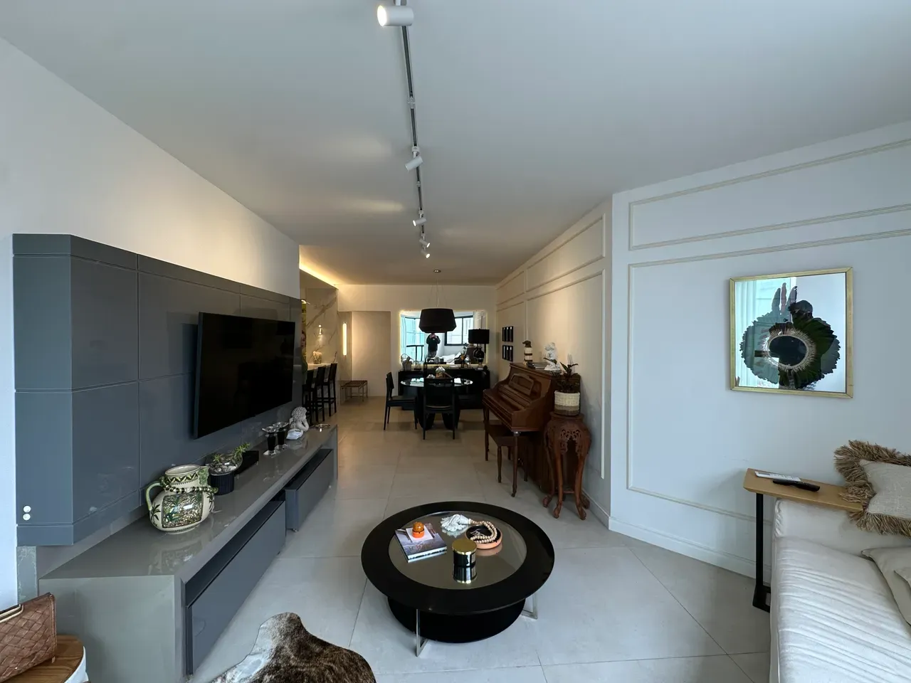 3-bedroom apartment with a fireplace in Florianópolis — photo 16