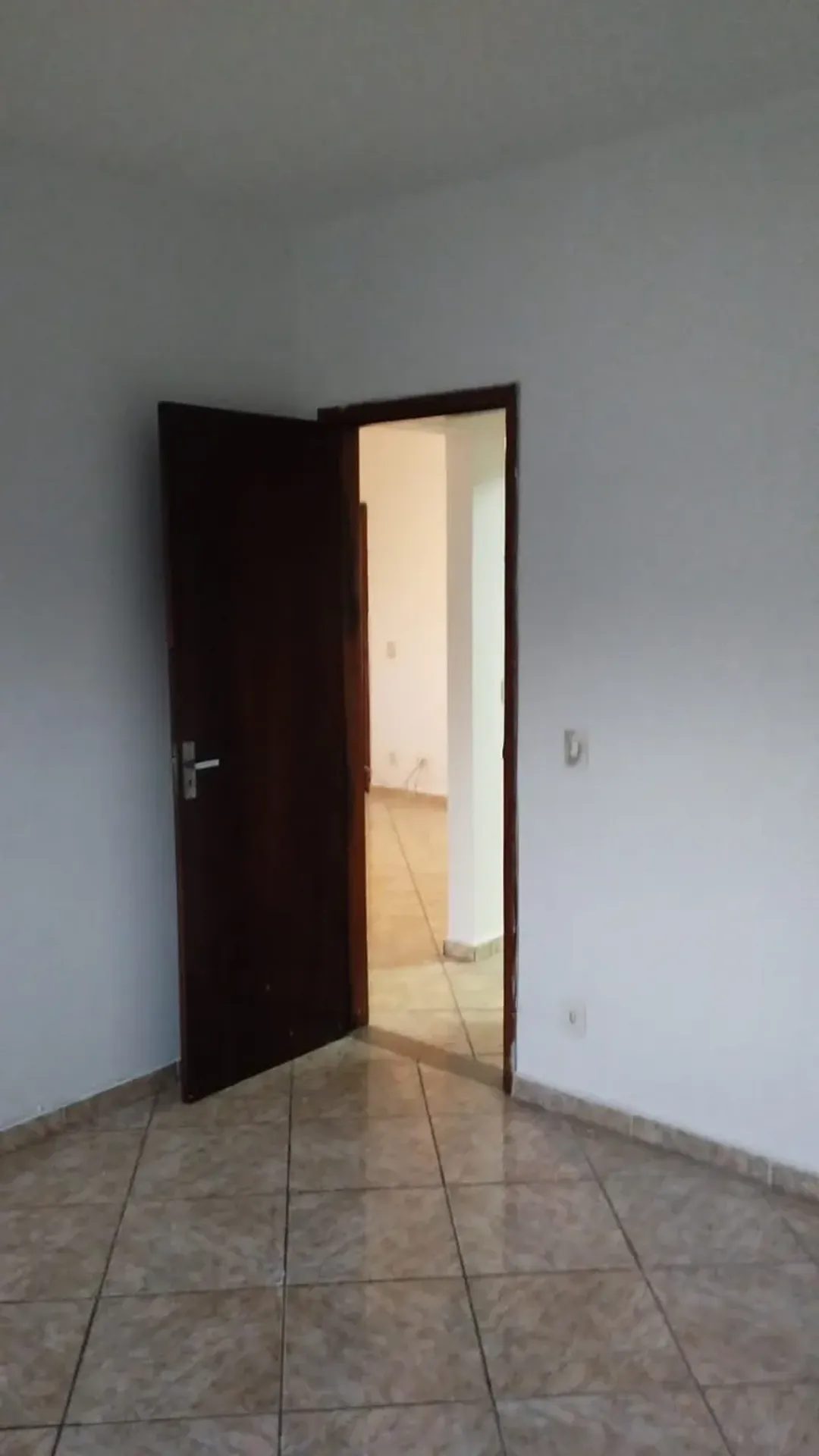 Apartment with 2 bedrooms and a closed kitchen — photo 24
