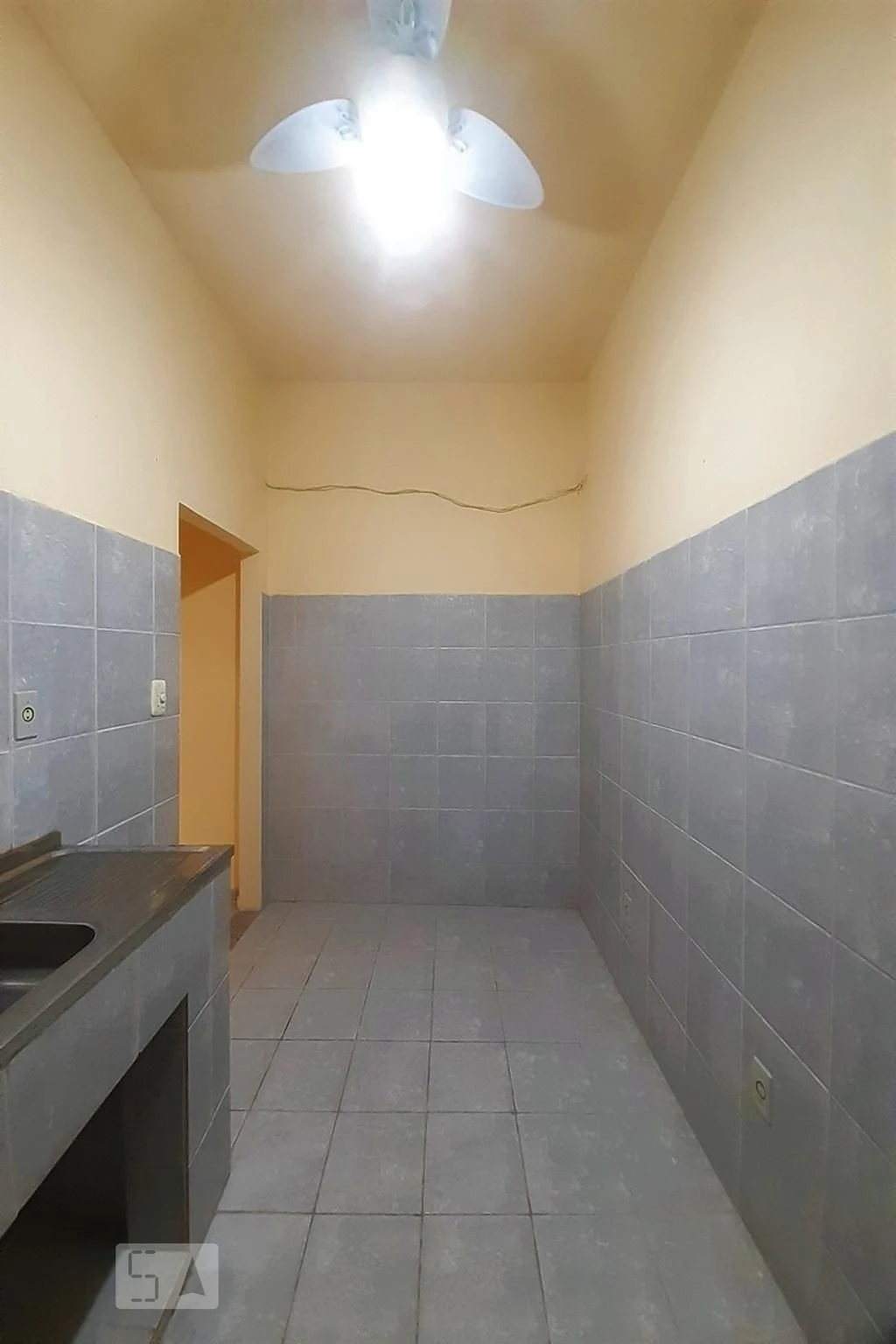 Apartamento en alquiler con 2 dormitorios y terraza — photo 2