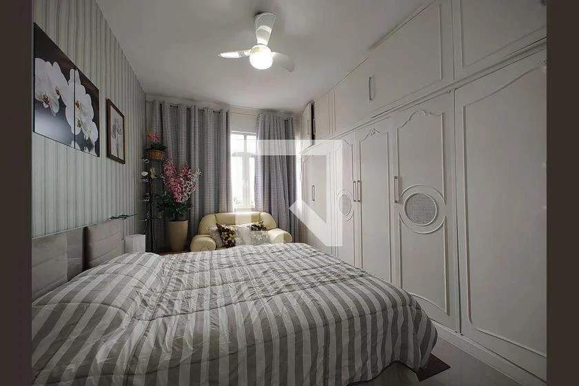 Apartamento mobiliado de 214 m² com 4 quartos e 2 banheiros — photo 6