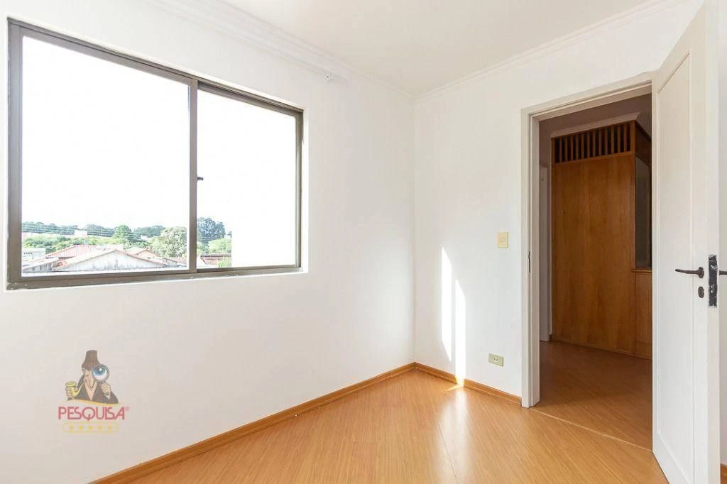 Apartment, 56 m², with wood or laminate floors — photo 6