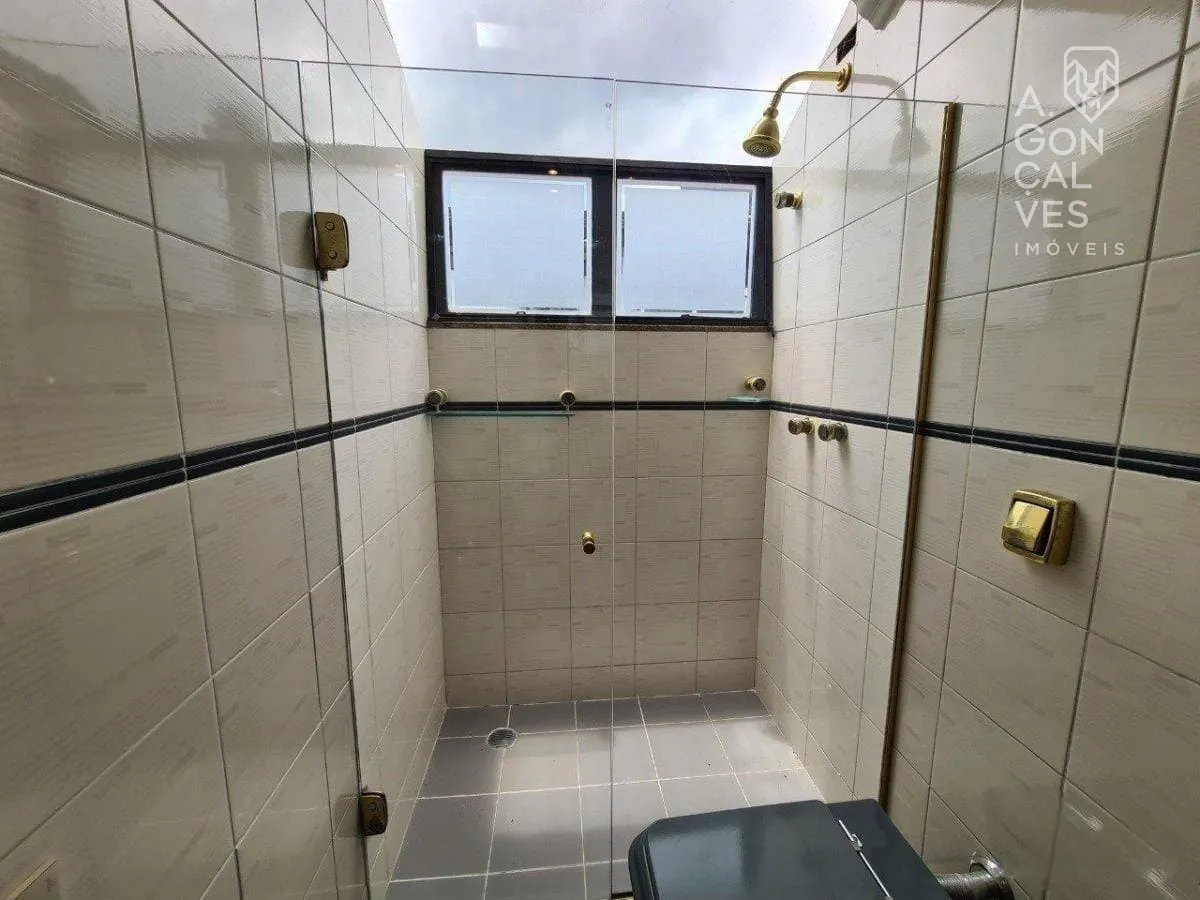 Furnished house with 3 bedrooms, 1000 m² and 4 parking spots — photo 27