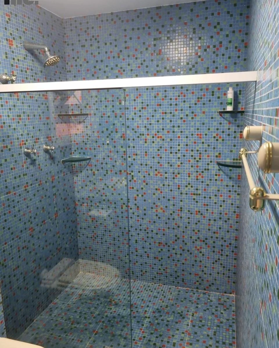 Меблированный дом с балконом и 4 спальнями с ванными — photo 36