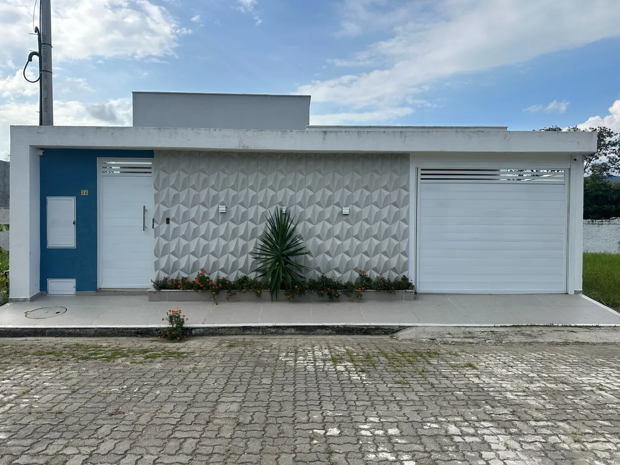 3-bedroom house with a dishwasher — photo 3