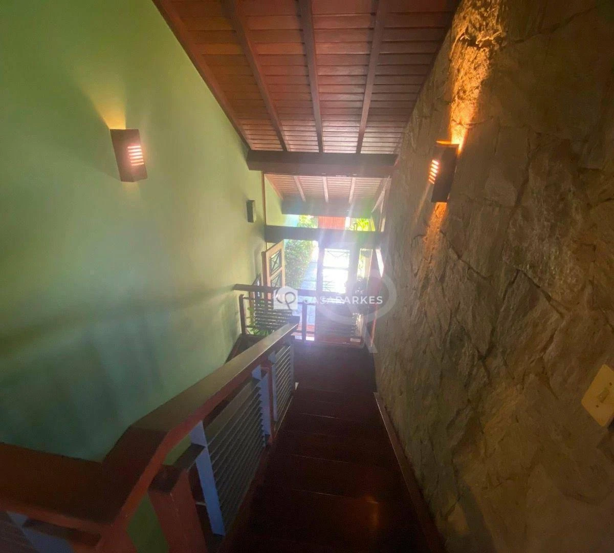 Casa com 5 quartos e 5 banheiros, 570 m², cozinha a gás — photo 46
