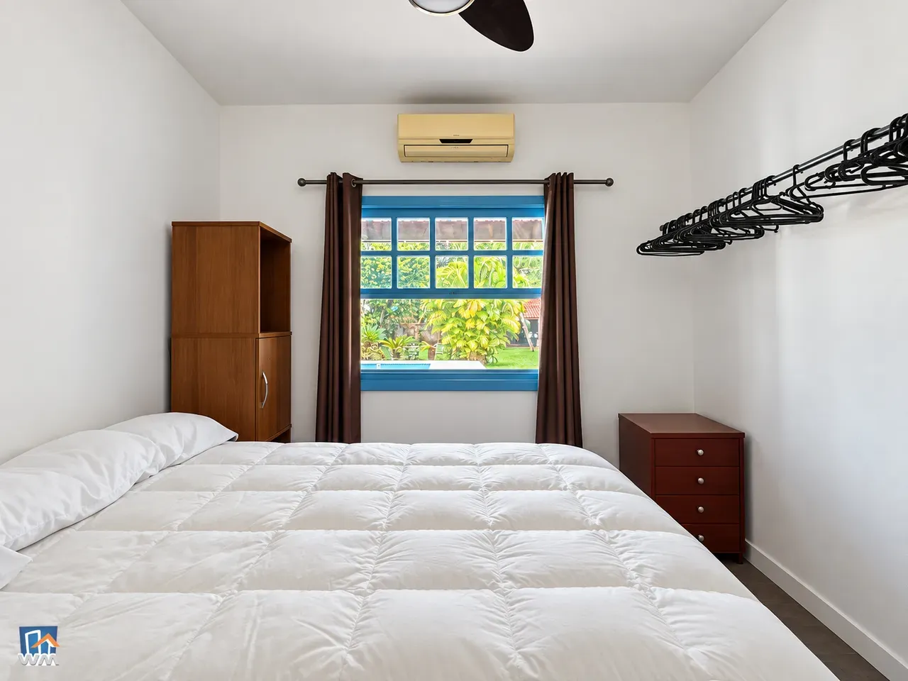 3-bedroom house with a home office — photo 30