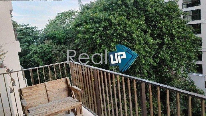 77 m² apartment with a washing machine and a mountain view — photo 16