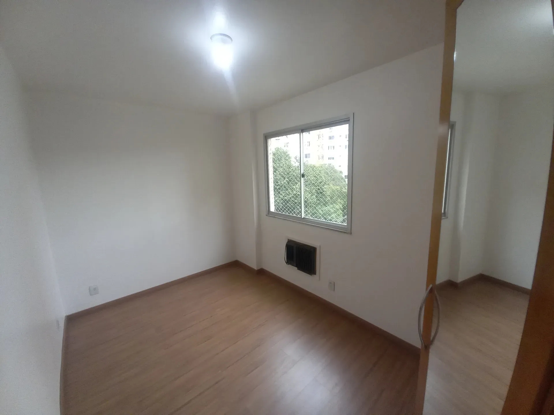 Apartment on the 3rd floor with wood or laminate floors — photo 14