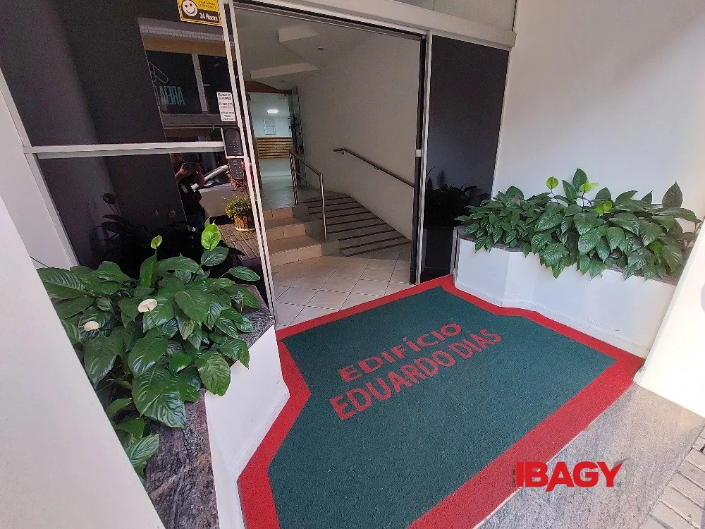 Apartamento de 1 dormitório com área de serviço e 35 m² — photo 12