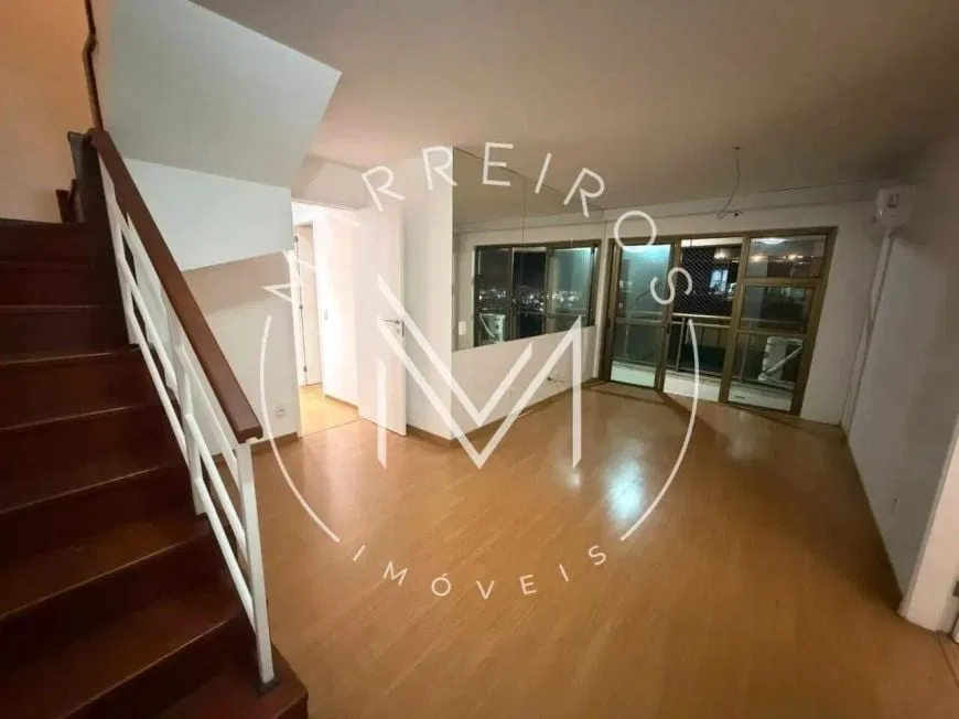 3-bedroom house with a private pool