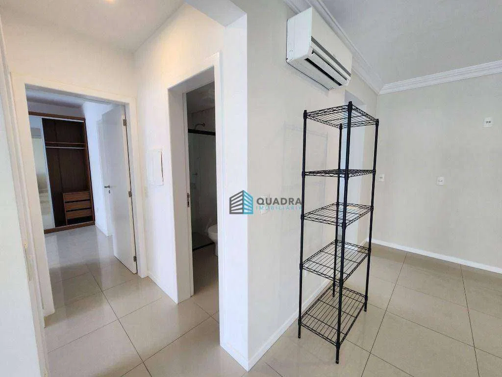 2-bedroom apartment with a home office in Florianópolis — photo 11