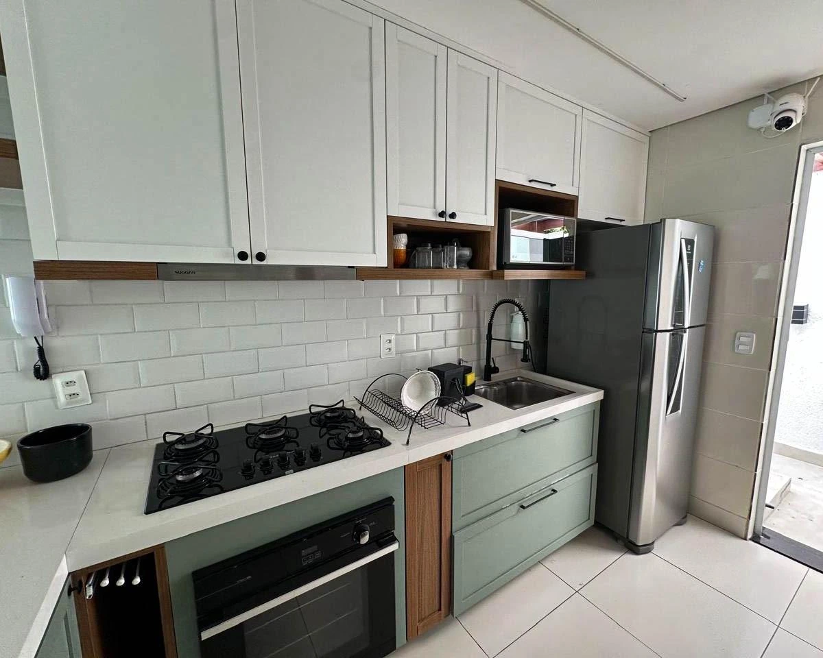 2-bedroom apartment in a building with a pool — photo 5