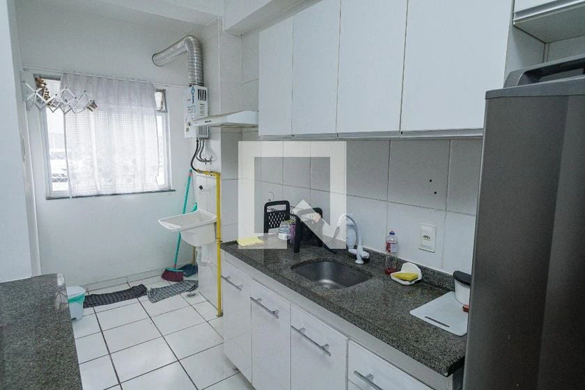 2-bedroom apartment with laundry area and balcony — photo 2